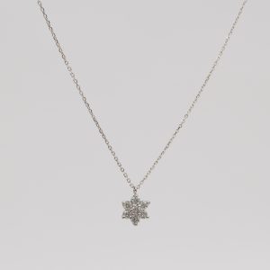 Dije Flor Oro Blanco y Diamante