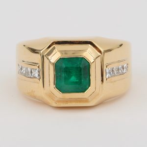 Anillo Cauchon en Oro Amarillo